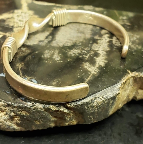 Indigenous Jewelry - Picture 3 of 8